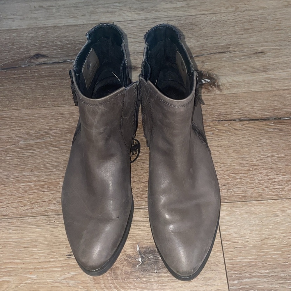 Be Natural Jana Comfort Fit Women Ankle Leather Boots Side Zip Size 40 US 9